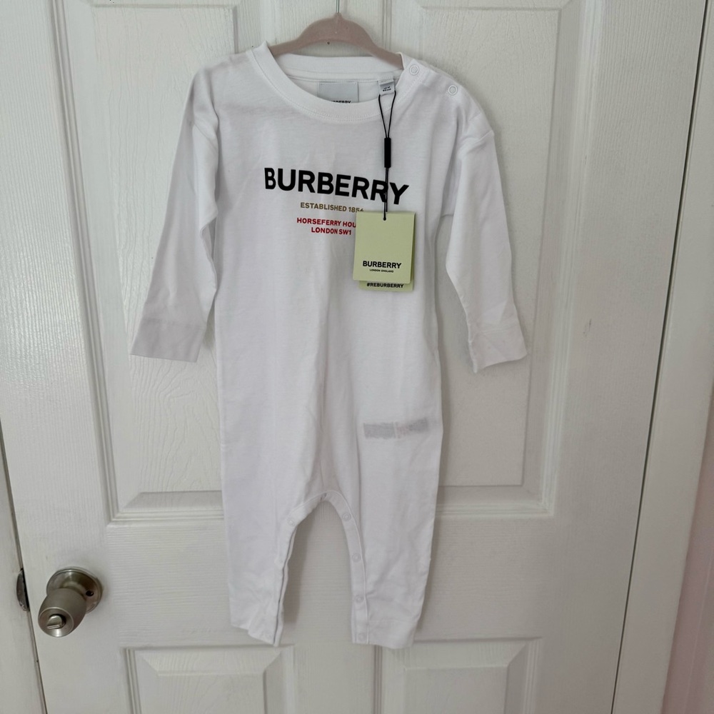 Burberry White Kids One Piece Romper Size 18 Months NWT